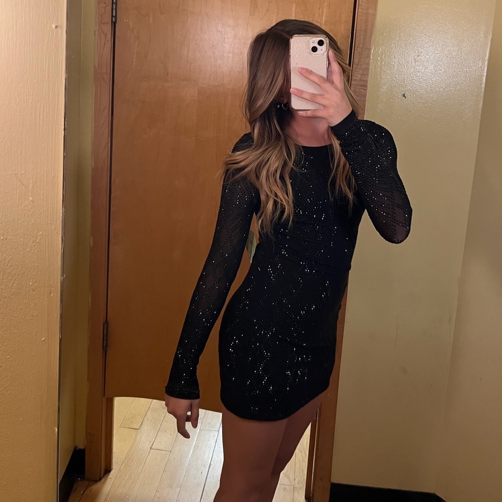 Windsor Black Sparkle Long Sleeve Dress